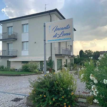 Incanto Di Luna Hotel 3*