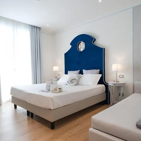 ホテル Incanto Di Luna 3*