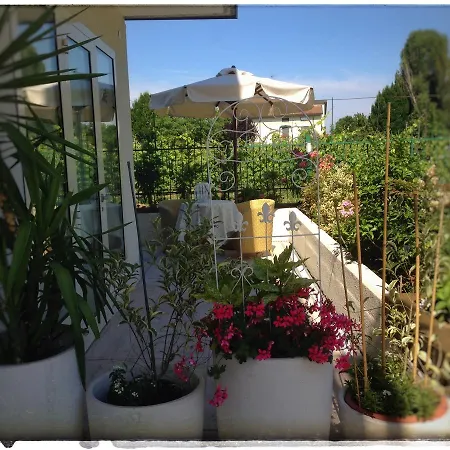 Incanto Di Luna Sirmione